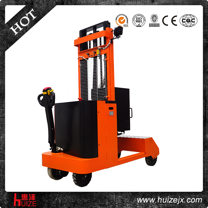 鐵路用火車頭全電動加沙車 鐵路用火車頭全電動加沙車