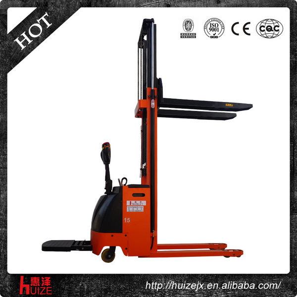 載重1T~3T 全電動(dòng)堆高車 載重1T~3T 全電動(dòng)堆高車